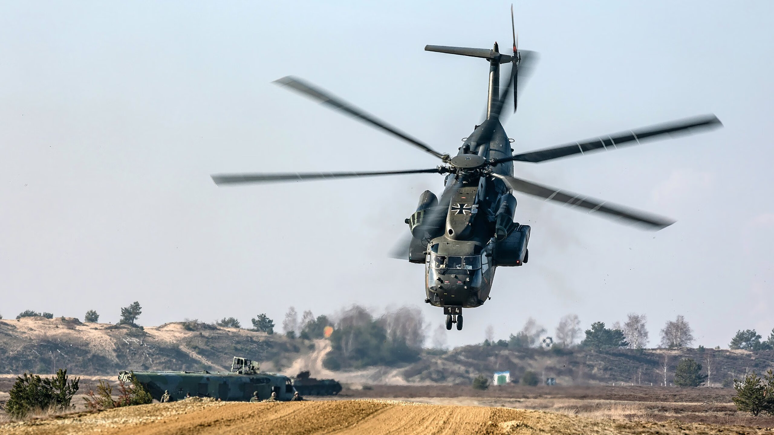 卡尔斯鲁厄困境难挣脱，强敌堵路难前行，卡尔斯鲁厄模式