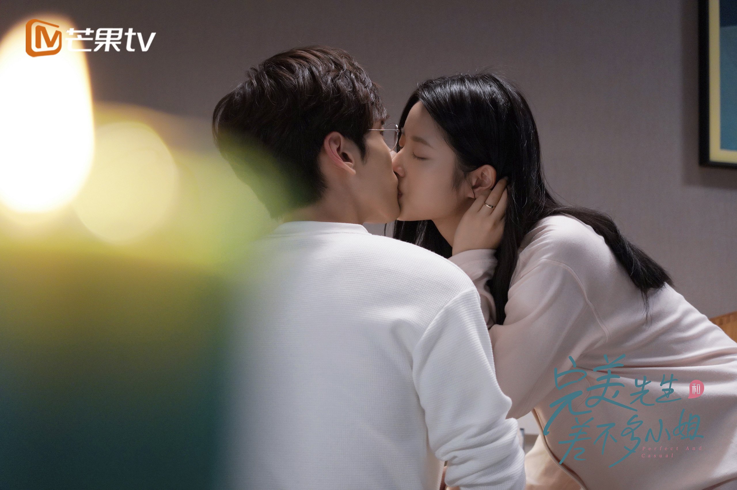 快船险胜雷霆，乔治砍下赛季新高引爆全场，快船乔治组合