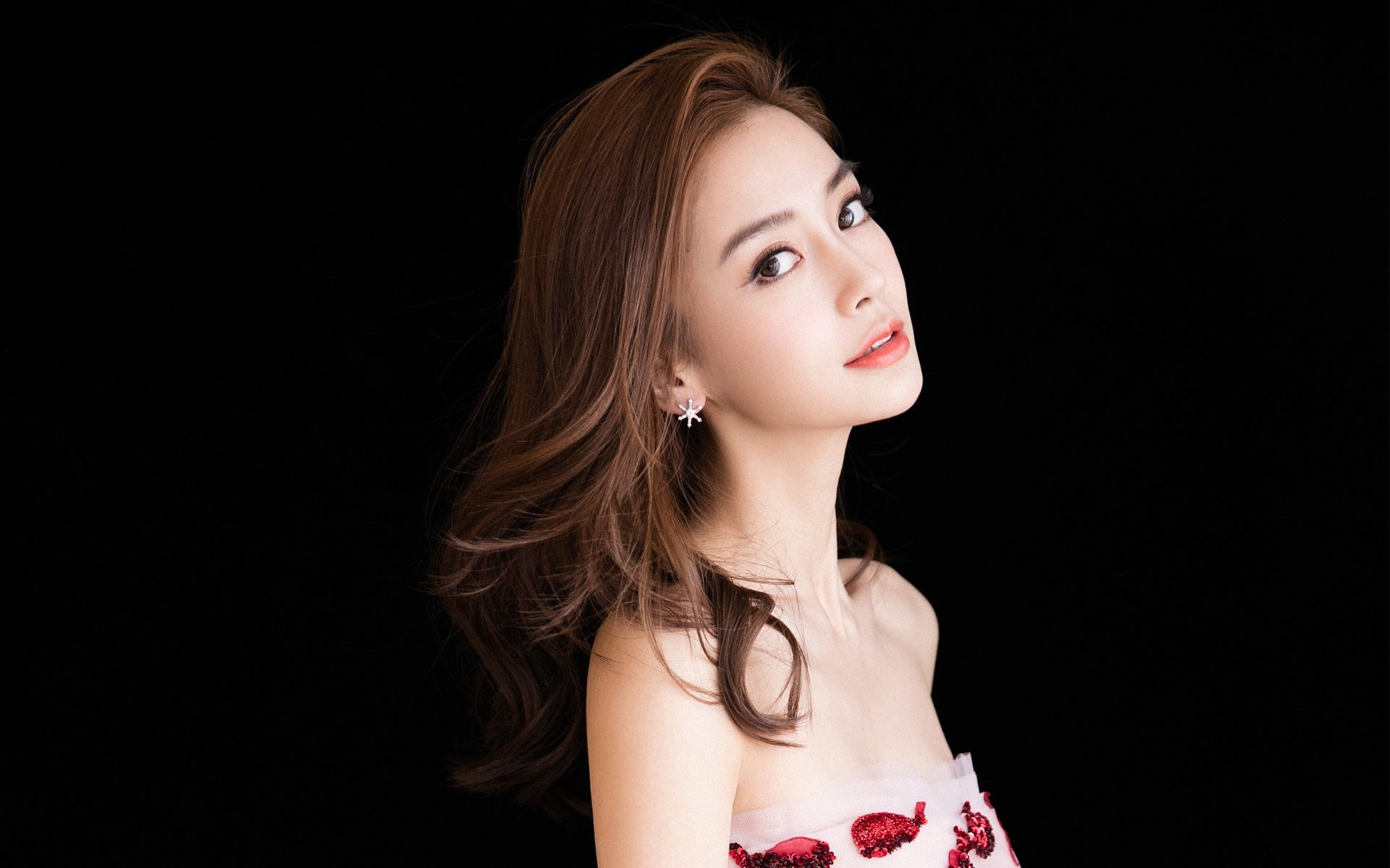 梅西率领迈阿密国际3-1战胜洛杉矶FC,晋级中北美洲及加勒比海冠军杯半决赛